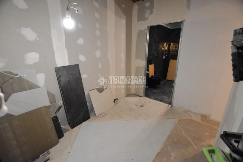 Foto c4ab7271-c9a8-435b-9c63-5d8edab9d16f. Local comercial amb calefacció a Getafe norte Getafe