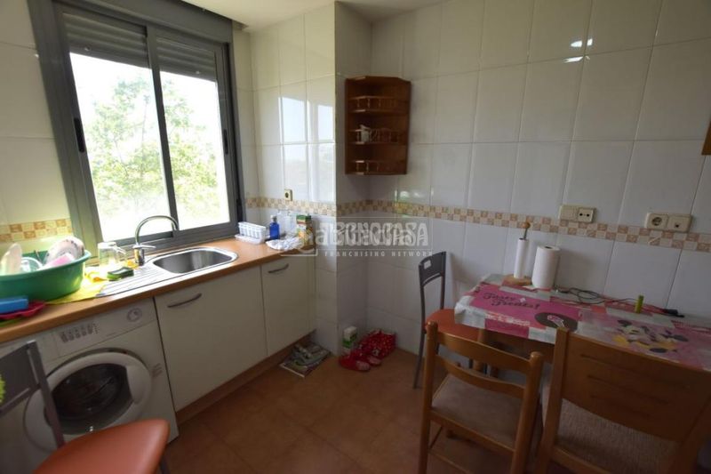 Foto 0b91ab91-db08-44f2-a542-72280f0979ff. Flat with heating parking pool in Getafe norte Getafe