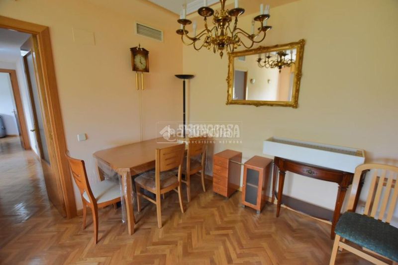 Foto 8d5d5dd0-8875-4d7f-be88-69b49f0d9e28. Flat with heating parking pool in Getafe norte Getafe