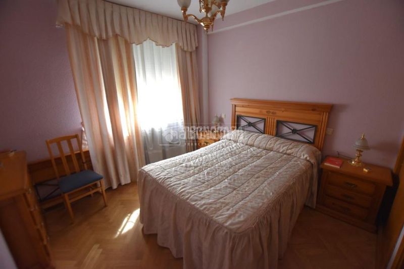 Foto a723c9da-1d57-42e0-ba72-684654db38b9. Pis amb calefacció aparcament a Getafe norte Getafe