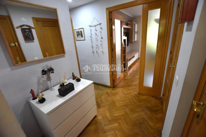 Foto f6d79576-6b27-494f-ba4a-573a2226275a. Flat with heating parking in Getafe norte Getafe