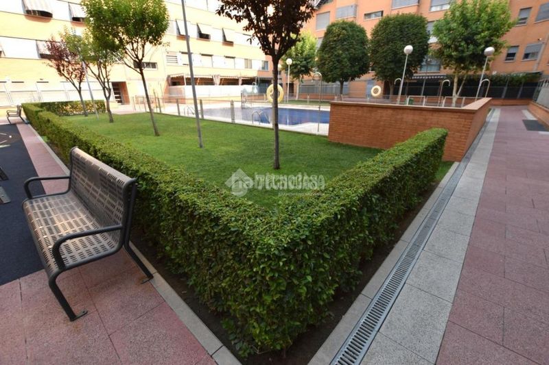 Foto 4128c0d4-53a0-4577-b9c2-c6059df2cc76. Pis amb calefacció aparcament piscina a Getafe norte Getafe
