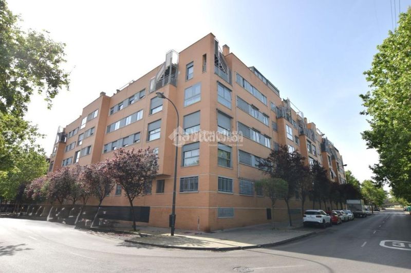 Foto 43a6c169-17b6-4ed9-bb20-2f8eb4ee48e6. Pis amb calefacció aparcament piscina a Getafe norte Getafe