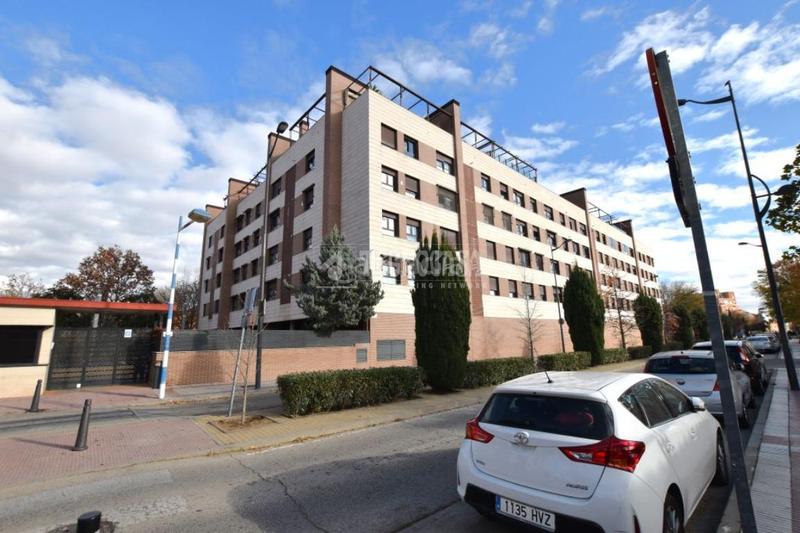 Foto 9f0a97de-a112-4a53-a49a-1fc4feeadc30. Parking coche boxplaza de garaje en venta en Universidad Getafe