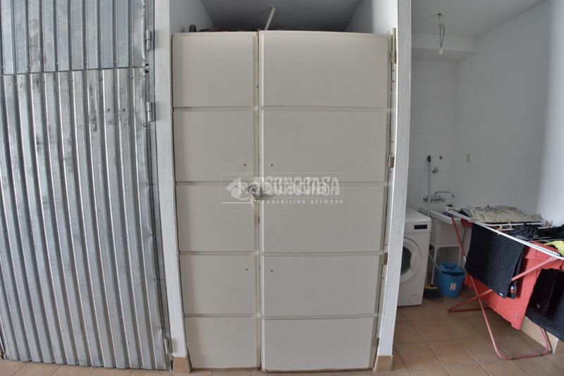 Foto fcf33001-4d0a-46df-9b4e-9ab3f52efe86. Pis amb aparcament a Santa María del Águila Ejido (El)