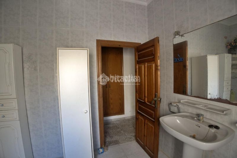 Foto 0de19d38-f8ff-477c-bba7-1608685c3b35. Casa aparellada a Balerma Ejido (El)