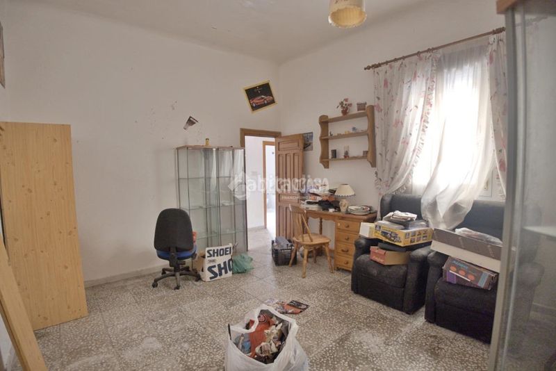 Foto 5f4efe5b-ec5f-4fc3-818c-421c07d0e3dd. Casa aparellada a Balerma Ejido (El)