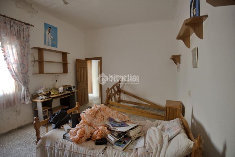 Foto d38d8c94-bd6c-4cd3-9204-d625a4597567. Casa aparellada a Balerma Ejido (El)