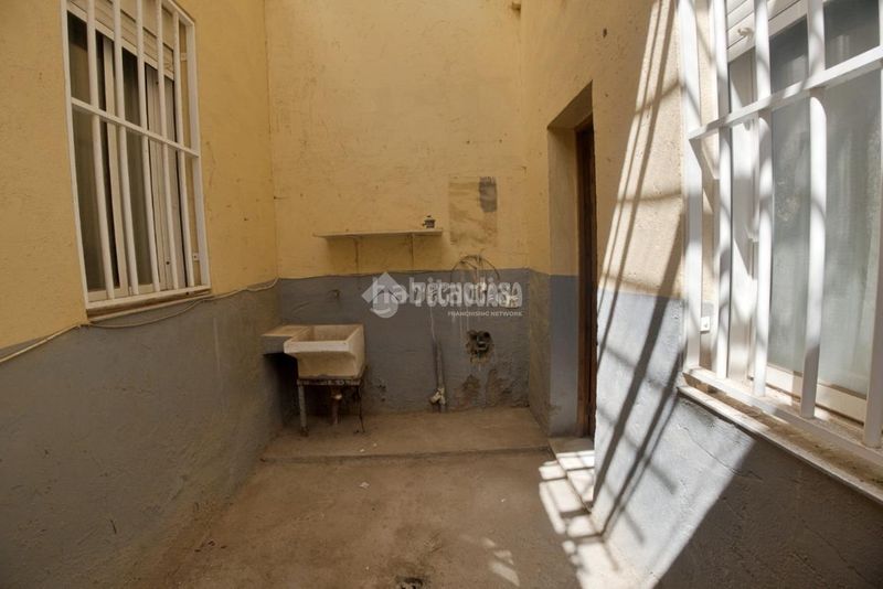 Foto e3f92e38-653e-481c-95ad-600a70bd0a79. Casa aparellada a Balerma Ejido (El)