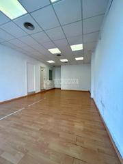 Locale commerciale in Nueva Almería - Cortijo Grande - Vega de Acá. Tienda en venta en almería