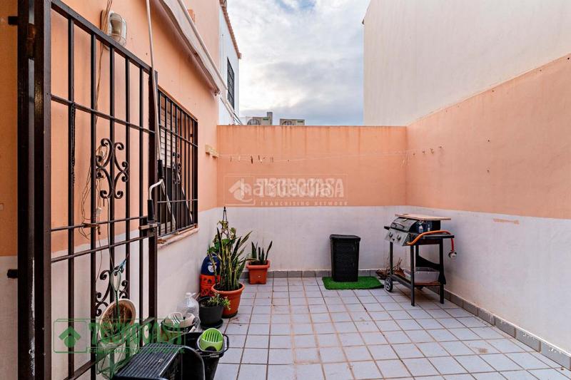 Foto 20901b2c-7f37-4997-a03b-ec20625bc96f. Casa pareada casa en venta aguadulce en Roquetas pueblo Roquetas de Mar