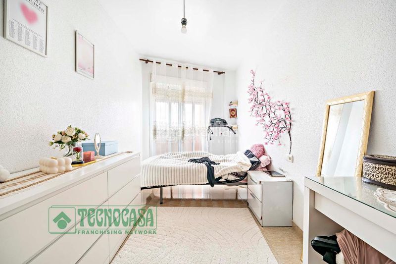 Foto 46198a13-b1dc-4ee4-bac0-e8c600fdaa70. Pis amb aparcament a Roquetas pueblo Roquetas de Mar