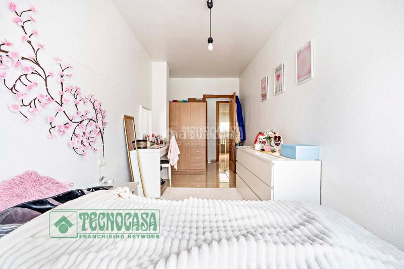 Foto d9f285e5-2ad7-492b-916a-5a1c9184c390. Pis amb aparcament a Roquetas pueblo Roquetas de Mar