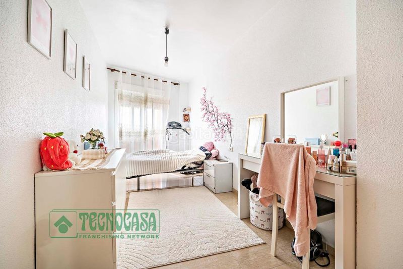 Foto f619c330-f118-44b2-84cb-8c85dec77aaa. Pis amb aparcament a Roquetas pueblo Roquetas de Mar