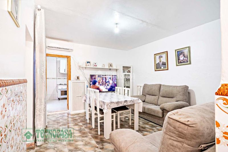 Foto d09440da-c55a-4401-9a6b-0d257b051032. Casa aparellada a Roquetas pueblo Roquetas de Mar