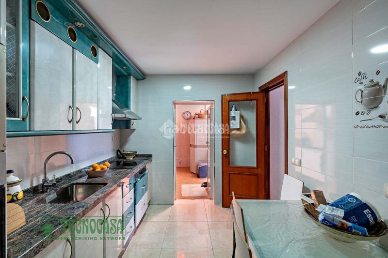 Foto 1c0bb89c-ab5a-42d4-8eb6-8048d1865c18. Casa aparellada a Roquetas pueblo Roquetas de Mar