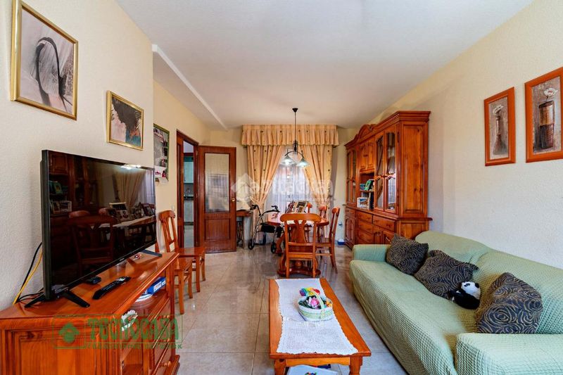Foto 631ad846-cfcb-45b0-9e54-f536af972dbe. Casa aparellada a Roquetas pueblo Roquetas de Mar