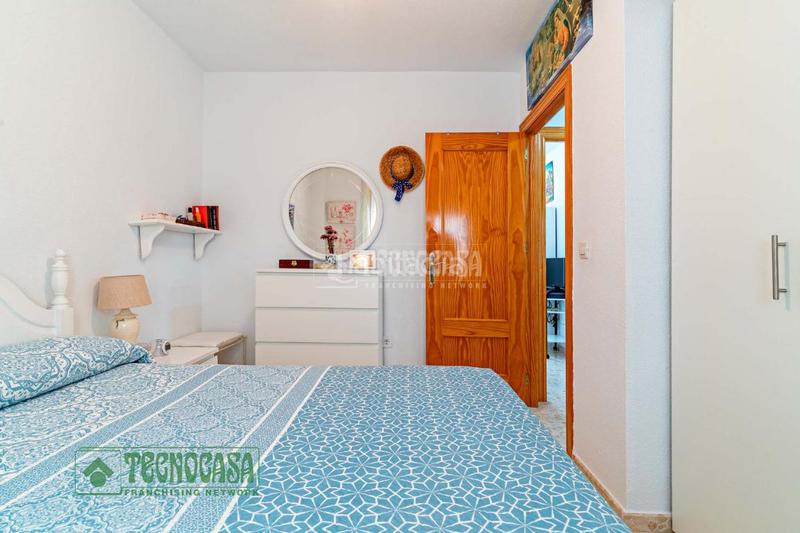 Foto 2cde0b05-2d76-483a-933c-165611ba1c7b. Piso  en venta aguadulce en El Puerto - La Romanilla Roquetas de Mar