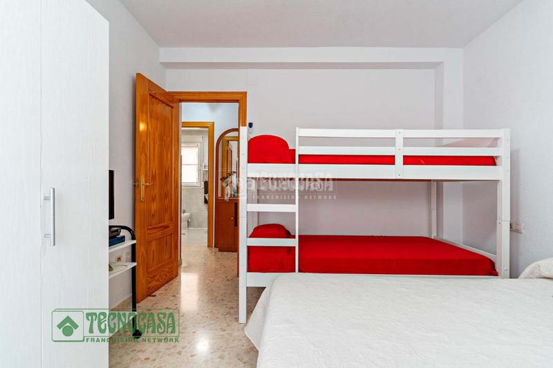 Foto 2d8f5291-4bed-456e-9854-5c1047629477. Piso  en venta aguadulce en El Puerto - La Romanilla Roquetas de Mar
