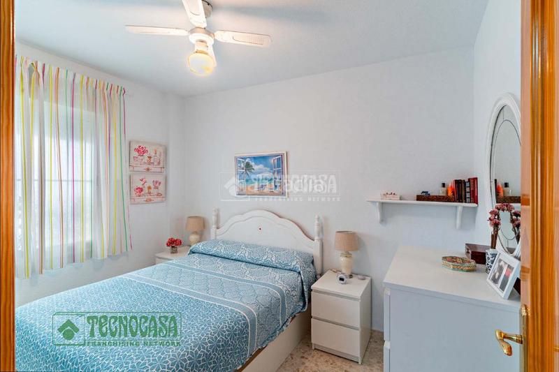 Foto a1dbe668-6f73-4418-accd-18e369cbec5b. Piso  en venta aguadulce en El Puerto - La Romanilla Roquetas de Mar