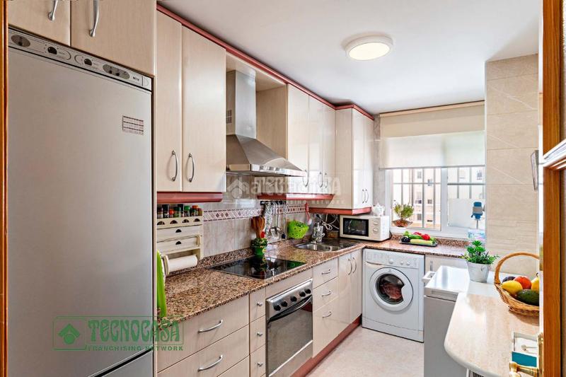 Foto db470888-73bf-40a3-a6b6-54b6493c7250. Piso  en venta aguadulce en El Puerto - La Romanilla Roquetas de Mar