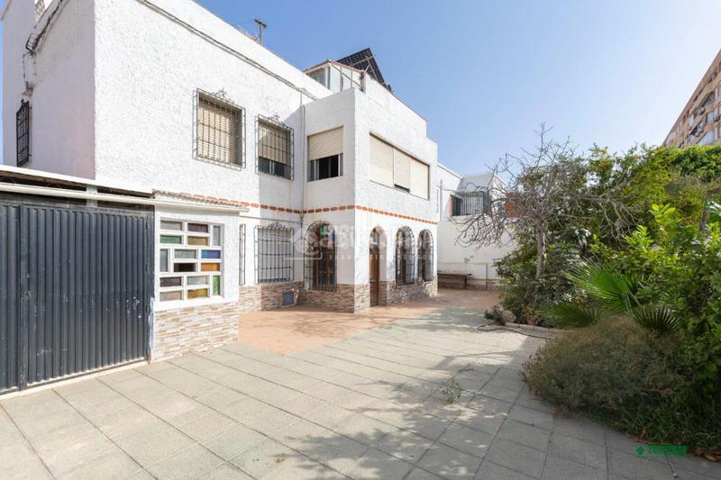 Foto 0103a148-991b-4000-8689-c3caec56fa03. Maison jumelée dans Ciudad Jardín - Tagarete - El Zapillo Almería