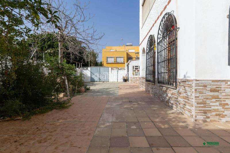 Foto 70aabb31-7d75-4ed0-8ef2-8120d2c606df. Maison jumelée dans Ciudad Jardín - Tagarete - El Zapillo Almería