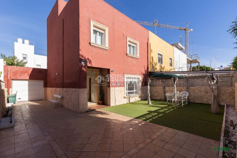 Foto 8446351c-a403-47fe-8c40-569532e89f4c. Doppelhaus in Ciudad Jardín - Tagarete - El Zapillo Almería