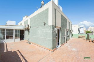 Piso en Ciudad Jardín - Tagarete - El Zapillo. Piso en venta en almería