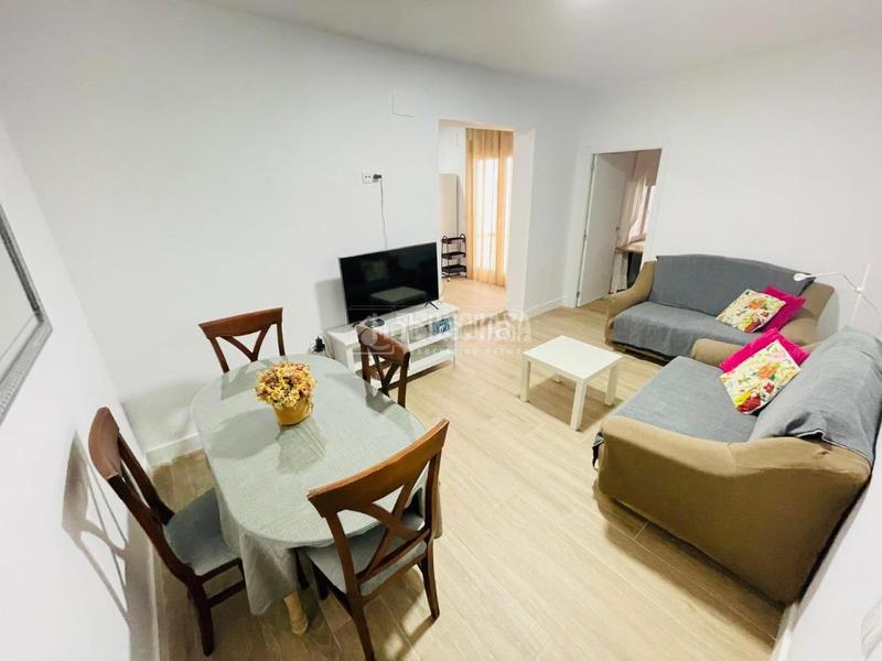 Foto 1b52d8aa-5813-4c50-ad2a-ee49ff3c76f9. Casa in Maria Auxiliadora - Barriada de Llera Badajoz