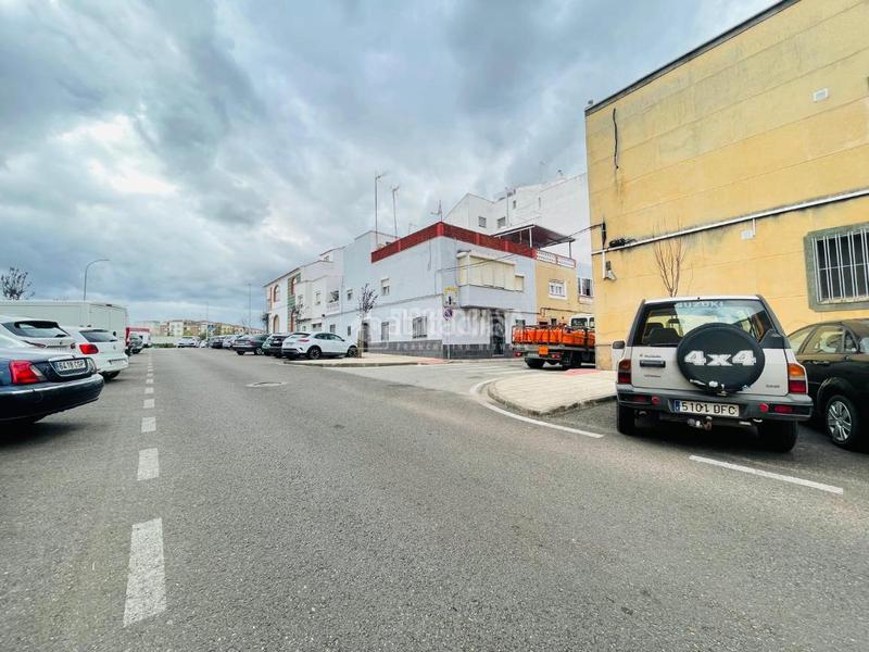 Foto 5395ce2f-0567-4b01-8f49-1c57ff97dcd1. Casa in Maria Auxiliadora - Barriada de Llera Badajoz