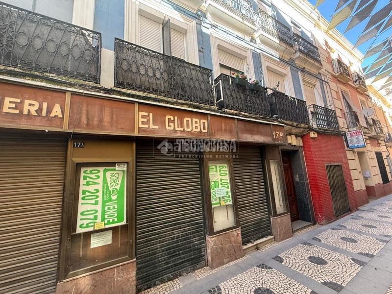 Foto 99ac59e6-5a66-47f6-8008-e3f4f2435081. Etagenwohnung in Casco Antiguo Badajoz