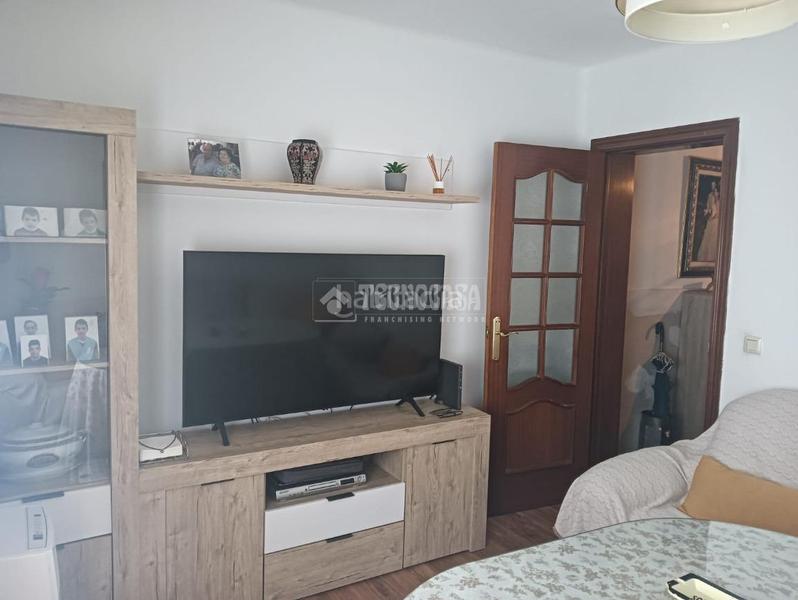 Foto d335a0de-55fc-42ab-a1a1-7e8fea11d534. Casa aparellada amb aparcament a San Roque - Ronda Norte Badajoz