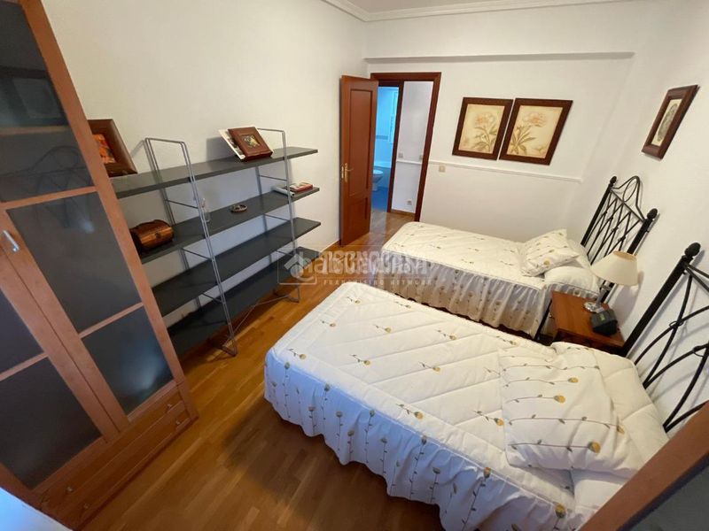 Foto 452fb689-2da8-49cb-9d29-e172a4a22ed4. Pis amb calefacció a Santa Marina Badajoz