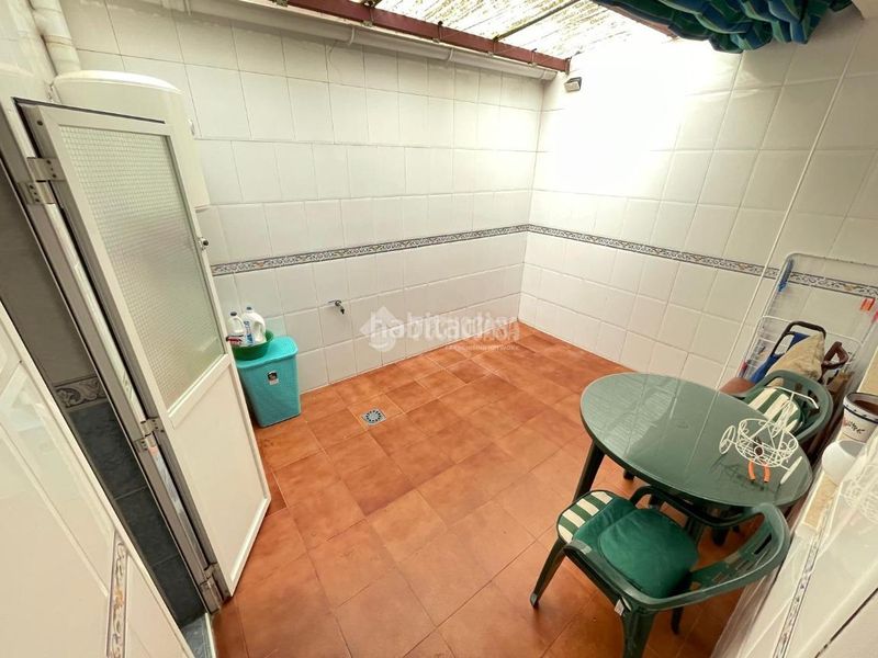 Foto 749482a0-bd69-4c04-8f8a-71cdc366559a. Casa aparellada a Cerro de Reyes Badajoz