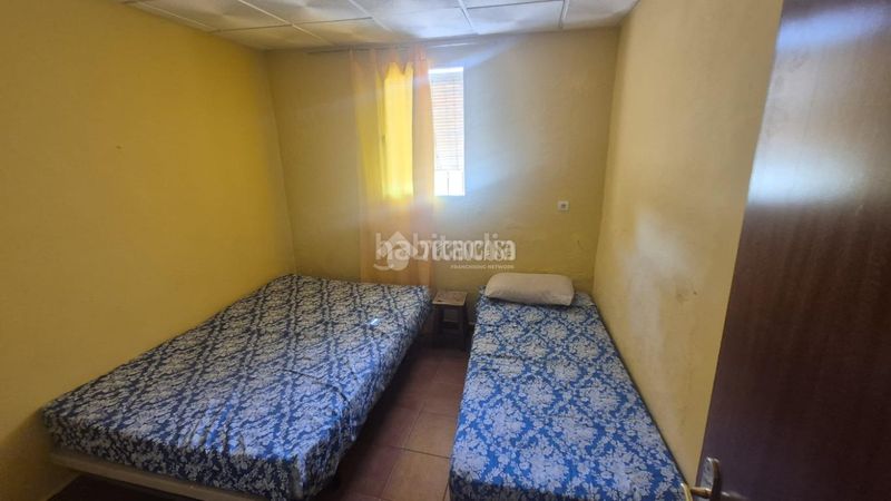 Foto 721a9c14-b444-48d5-8f22-a6152fc450cd. Casa aparellada a Las Vaguadas Badajoz