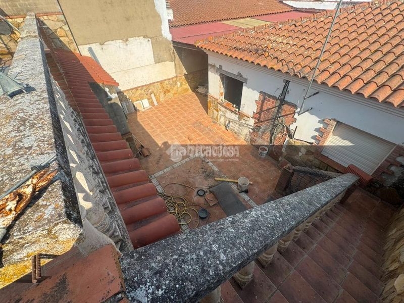 Foto 8c9c346a-31e0-4947-9610-7611ab9207e1. Casa aparellada a Cerro de Reyes Badajoz