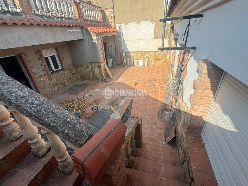 Foto db48daec-fe69-4a2b-877d-56e15785053d. Casa aparellada a Cerro de Reyes Badajoz