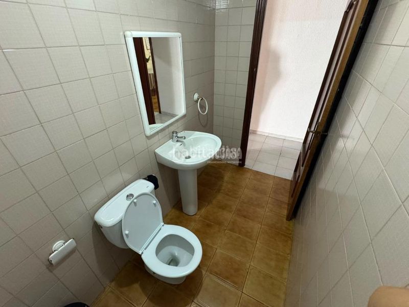 Foto 32ab6fd1-163b-41c5-bbef-7b05cbc8697d. Casa  en venta en Maria Auxiliadora - Barriada de Llera Badajoz