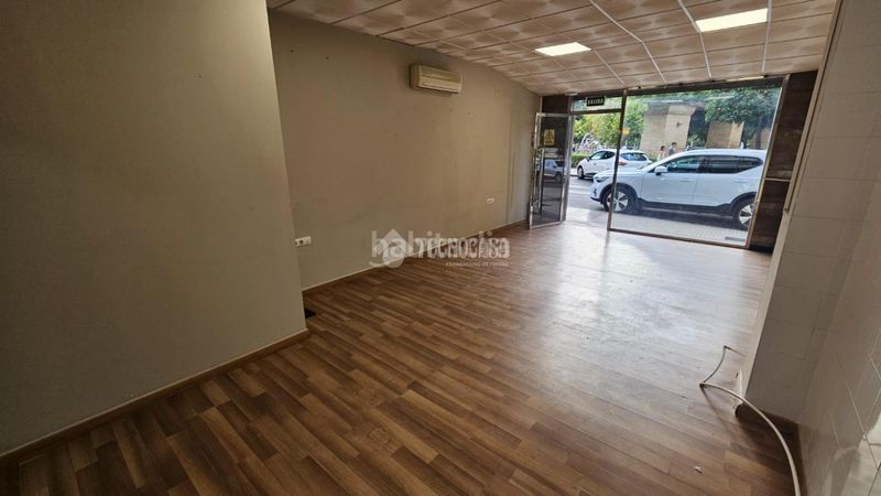 Foto b65386e5-ef8a-4cf1-a045-faeea8346224. Local comercial a Santa Marina Badajoz