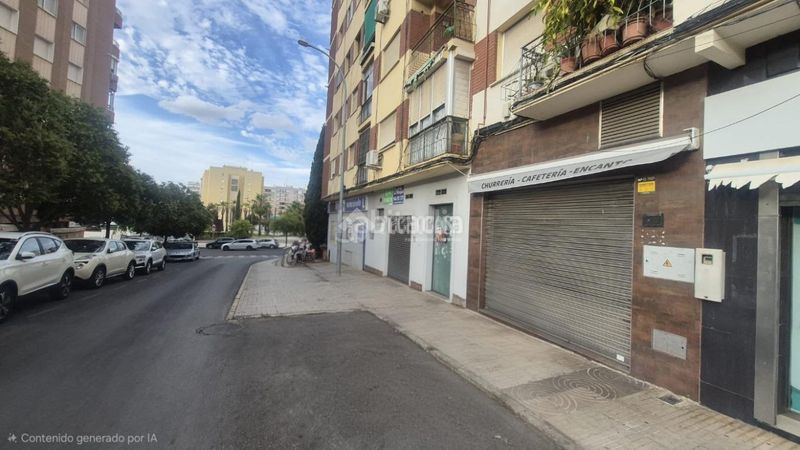 Foto fdc7d5ea-b827-40fc-b241-77821b7c6b2c. Local comercial a Santa Marina Badajoz