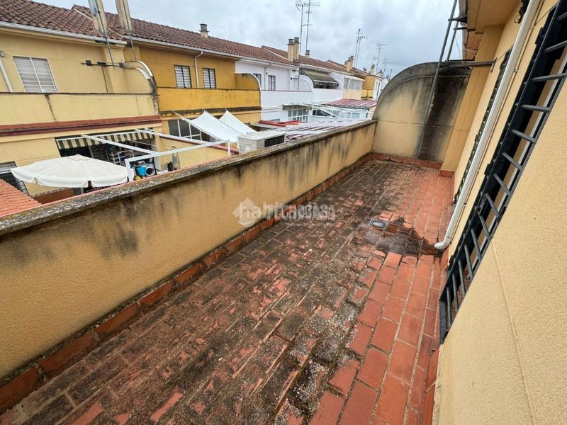 Foto 3d8afd85-a2c6-41ea-943e-29a323675f2f. Casa amb calefacció a Cerro de Reyes Badajoz