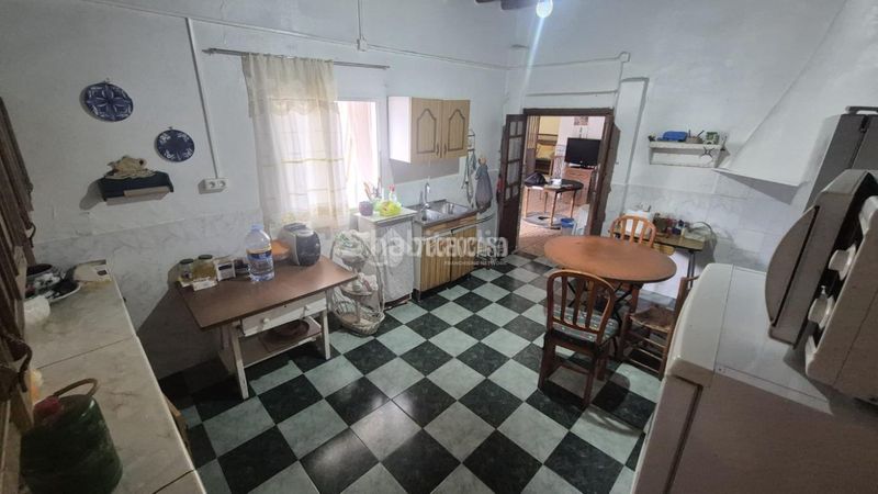 Foto 6f246d99-583e-4b5f-a543-722205795083. Casa a Albuera (La)