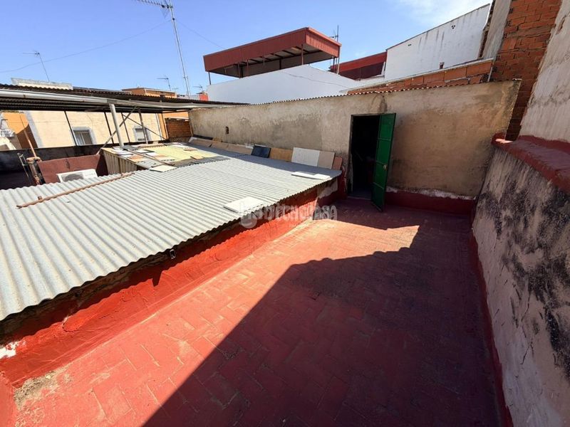 Foto c21f108a-a460-4b0a-8adc-84691f8cfc77. Casa a Cerro de Reyes Badajoz
