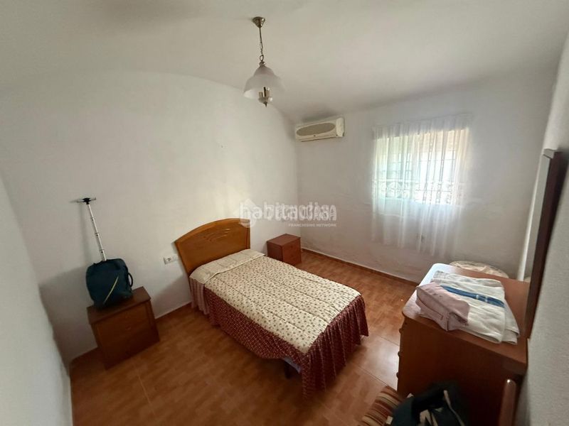 Foto 5486628a-4536-4201-8172-32c2149f6814. Casa aparellada a Golf Guadiana Badajoz