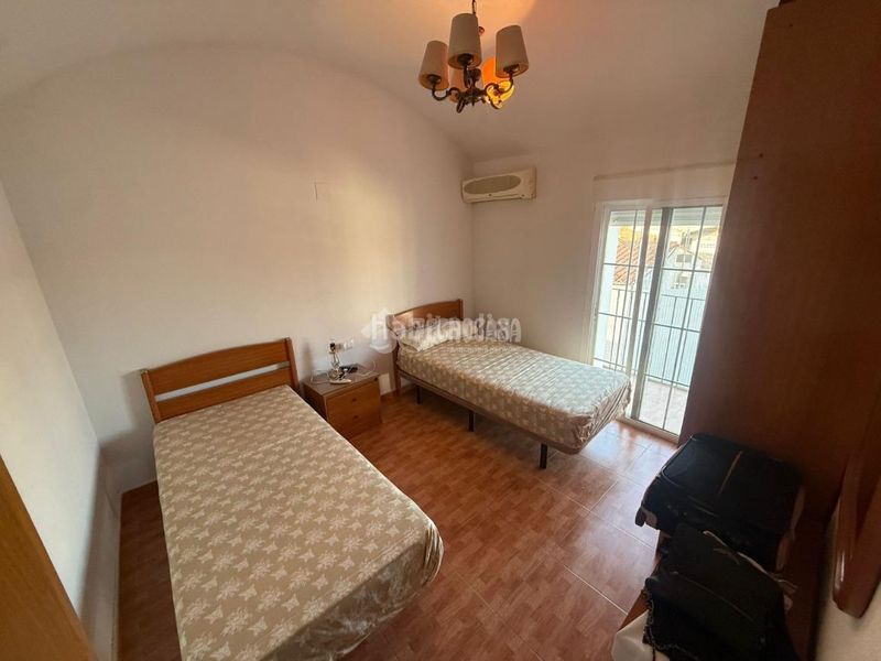 Foto 7ae48a32-c483-44e5-8da3-7f18a20dd744. Casa aparellada a Golf Guadiana Badajoz