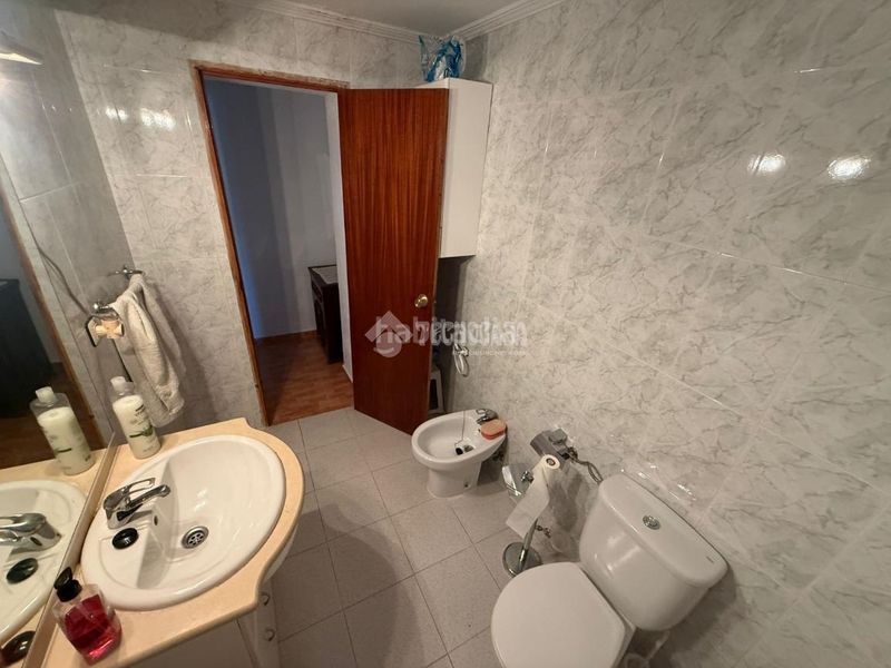 Foto 83c75682-2a5b-4c89-960c-fdbdd294a639. Casa aparellada a Golf Guadiana Badajoz