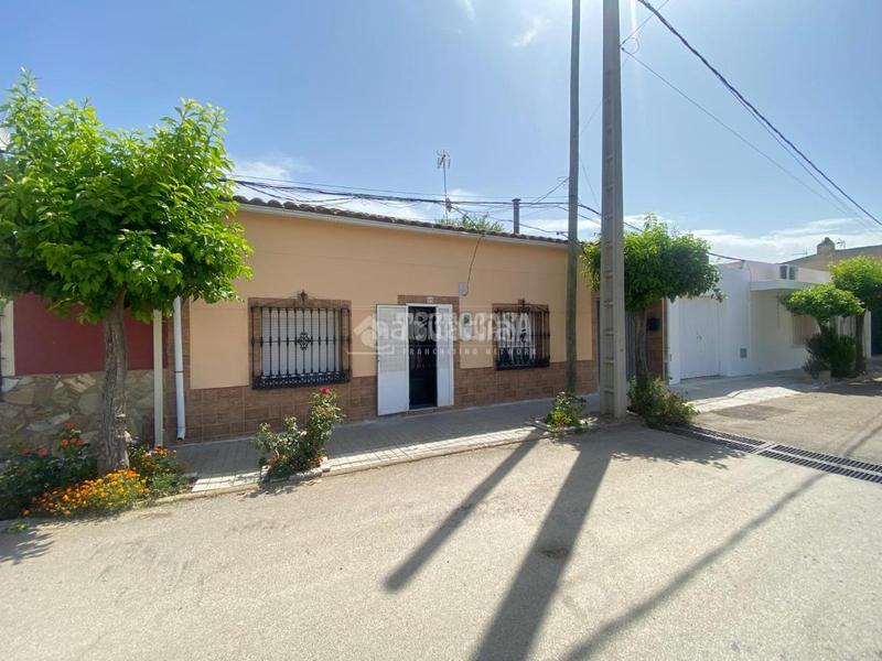 Foto 02c69087-b9c5-4e12-b5a9-3aafc2e0fb84. Casa  en venta en la albuera en Albuera (La)