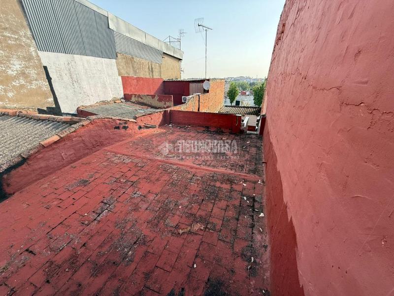 Foto f03a0bbb-b1d6-4c9d-879e-a3e0069a0746. Casa a Ciudad Jardín Badajoz