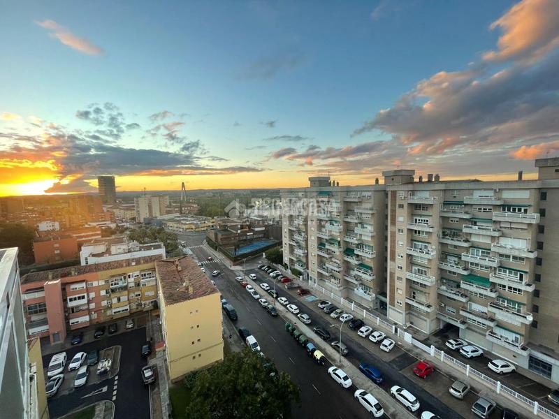 Foto 2d523c84-24d8-477f-83a7-c2e759ee41a1. Piso  en venta en Valdepasillas - La Paz - Huerta Rosales Badajoz